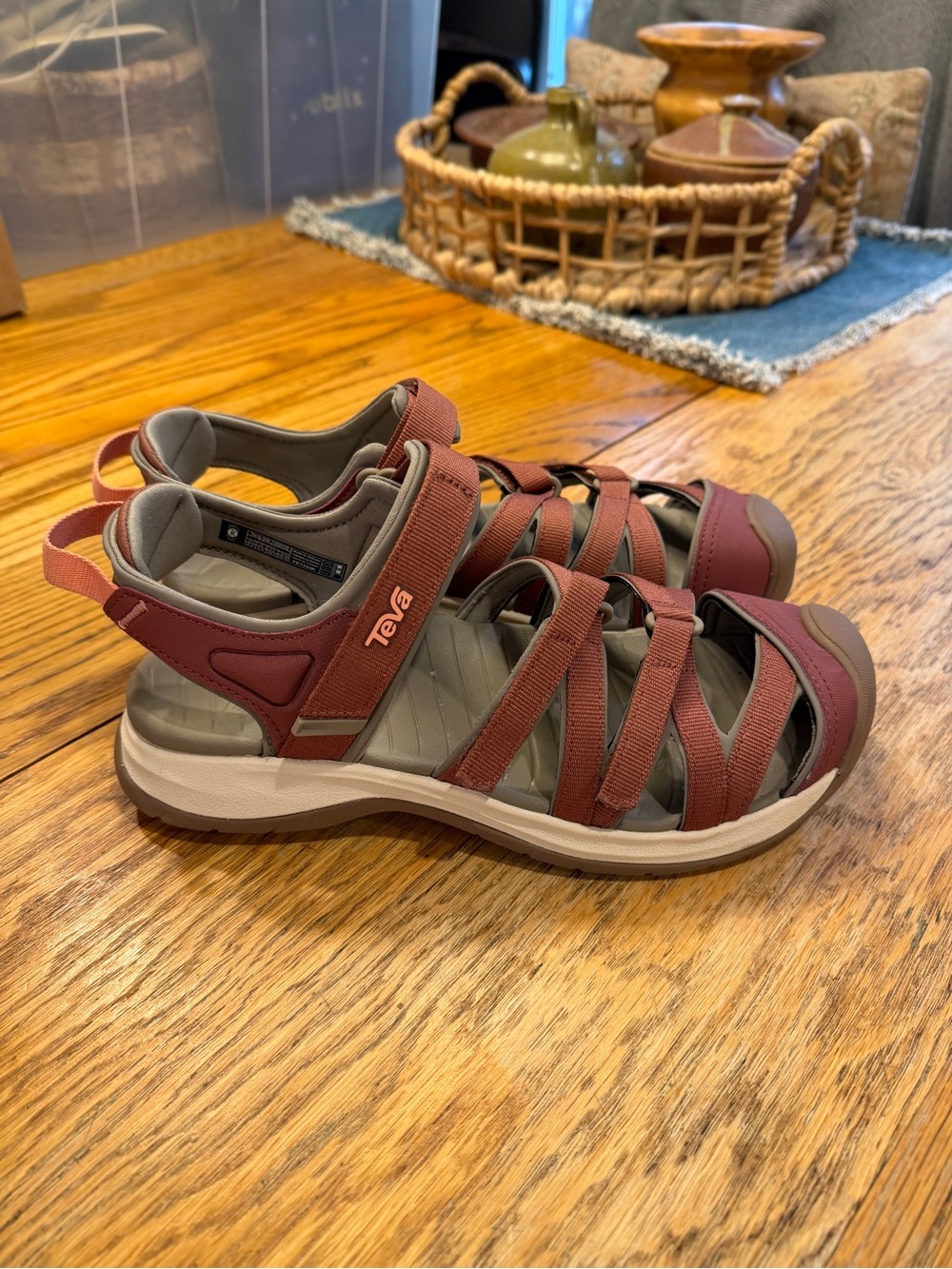 Teva women’s Tirra Sport Strappy Outdoor Sandals - Rust